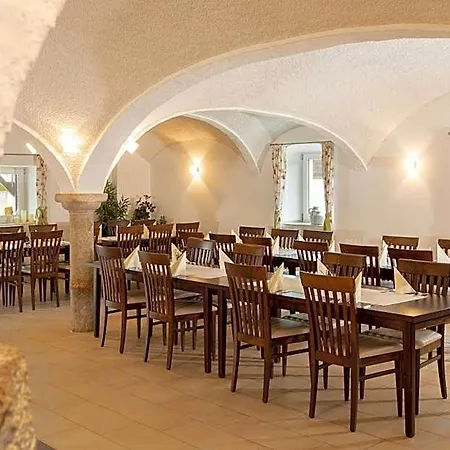 Landgasthof Maier *
